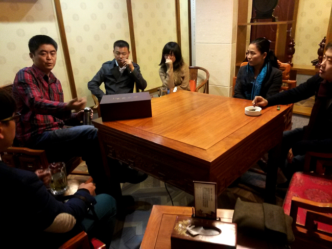 �c�͑���Ʒ�ƺ��ھS�o�c��(zh��)�е�����̽ӑ